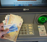 Bargeld am Automaten mit Barclaycard abheben