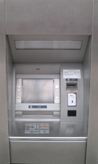 Geldautomat Silber