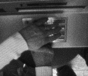 Bild aus einer versteckten Kamera am Geldautomaten